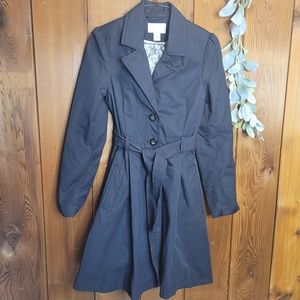 H&M Trenchcoat womens fits like a size 4
